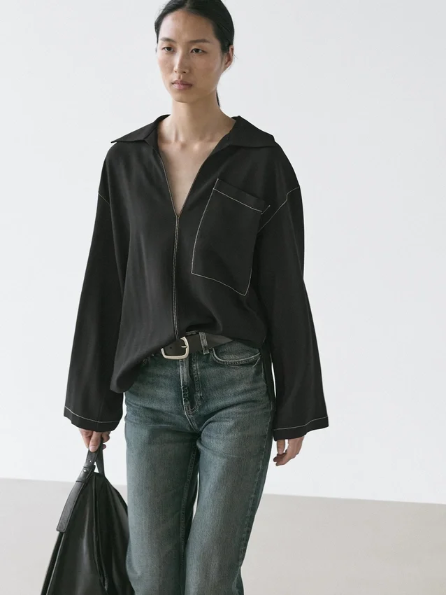 Fließendes Overshirt aus Wollmischung mit Taschendetails Fließendes Overshirt aus Wollmischung mit Taschendetails