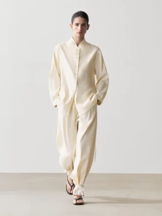 Fließendes Overshirt mit Kragen-Detail