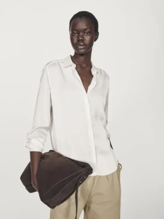 Fließendes Satinhemd