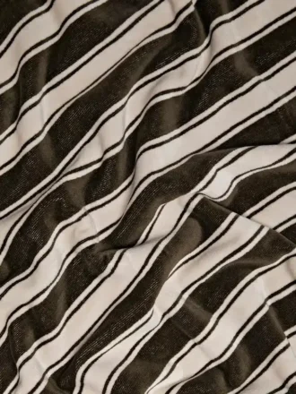 Gestreiftes Baumwollhandtuch