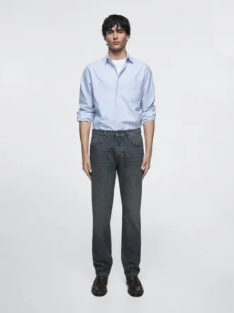 Jeans mit konischer Passform