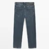 Jeans mit konischer Passform Jeans mit konischer Passform