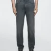 Jeans mit konischer Passform Jeans mit konischer Passform