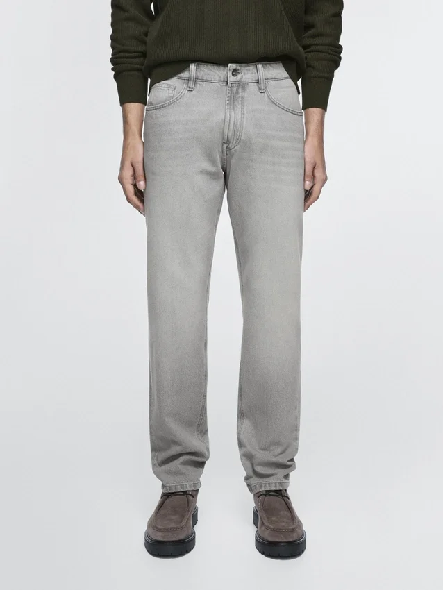 Jeans mit konischer Passform Jeans mit konischer Passform