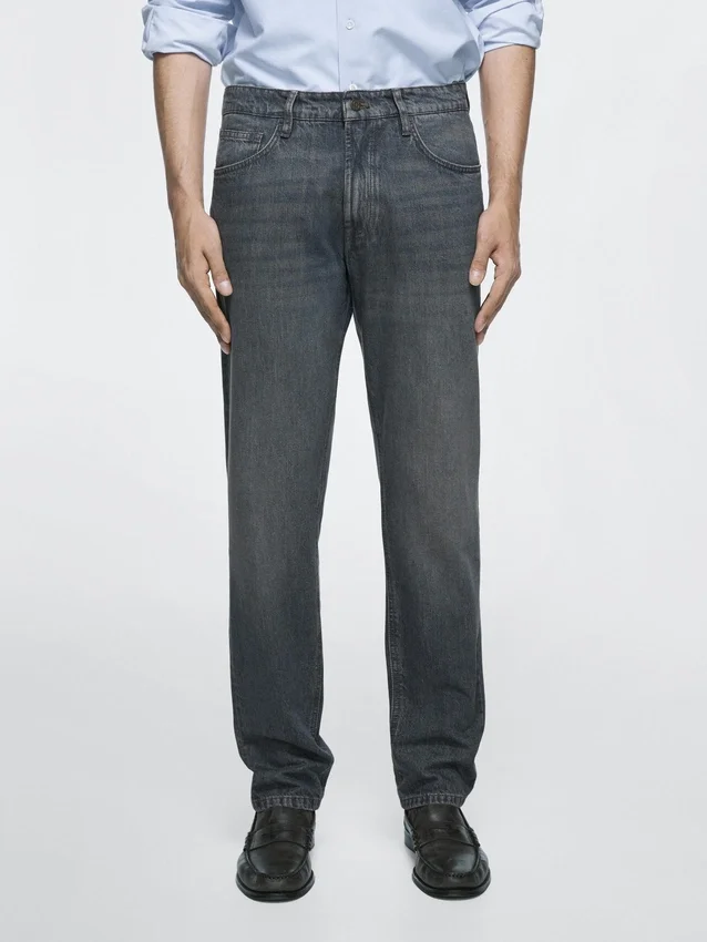 Jeans mit konischer Passform Jeans mit konischer Passform