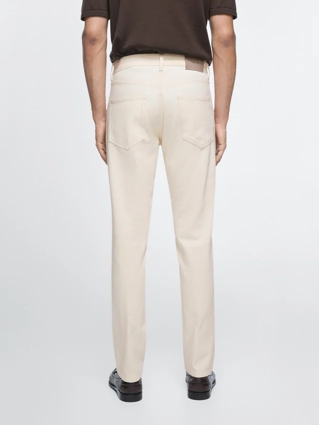 Jeans mit konischer Passform Jeans mit konischer Passform