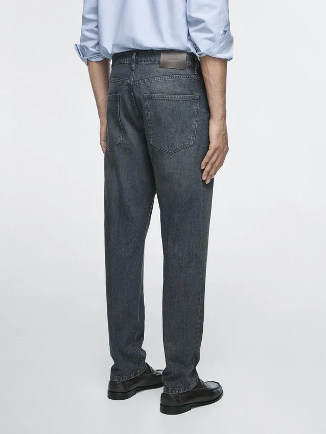 Jeans mit konischer Passform Jeans mit konischer Passform