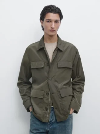 Leichte Jacke mit Taschen