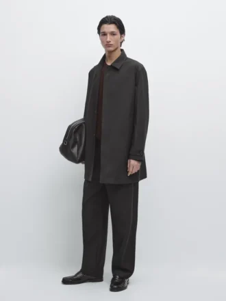 Leichter Parka aus technischem Gewebe