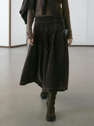 Midi-Röcke aus geflocktem Denim mit Kellerfalten