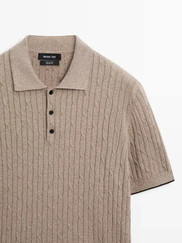 Poloshirt aus Baumwollmischung mit Zopfmuster Poloshirt aus Baumwollmischung mit Zopfmuster