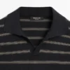 Strick-Poloshirt mit Kontraststreifen Strick-Poloshirt mit Kontraststreifen