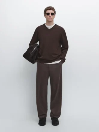 Strickpullover aus Baumwollmischung mit V-Ausschnitt