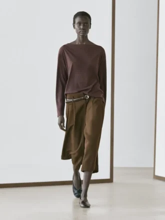 T-Shirts aus 100 % Baumwolle mit U-Boot-Ausschnitt